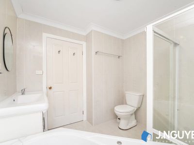 16 Heywood Close, Hinchinbrook