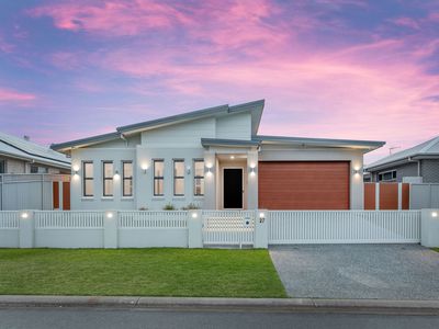 27 Shores Crescent, Diamond Beach