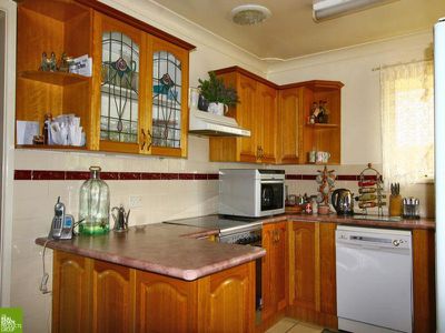 87 Burke Rd, Dapto