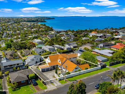 18 Montgomery Avenue, Rothesay Bay