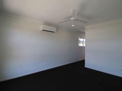 1 / 50 Kanimbla Street, Holmview