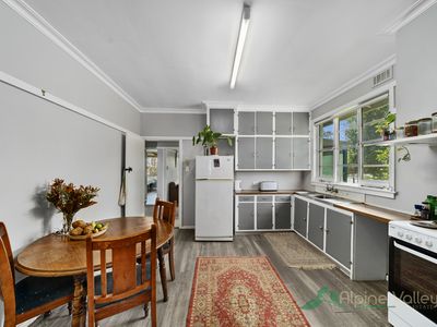 24 Simmonds Street, Mount Beauty