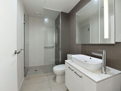 5009 / 185 Weston Street, Brunswick East