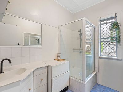 207 Blackstone Road, Silkstone