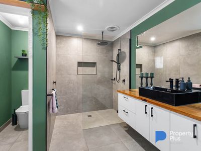 19 Knape Street, Long Gully