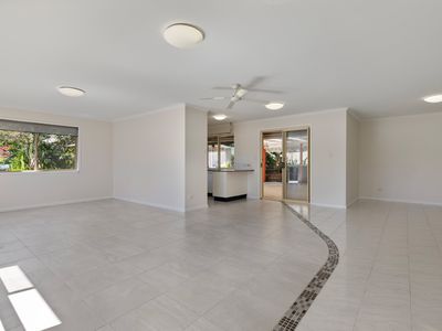 12 Kylie Court, Pomona