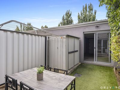 5 Pennyroyal Avenue, Truganina