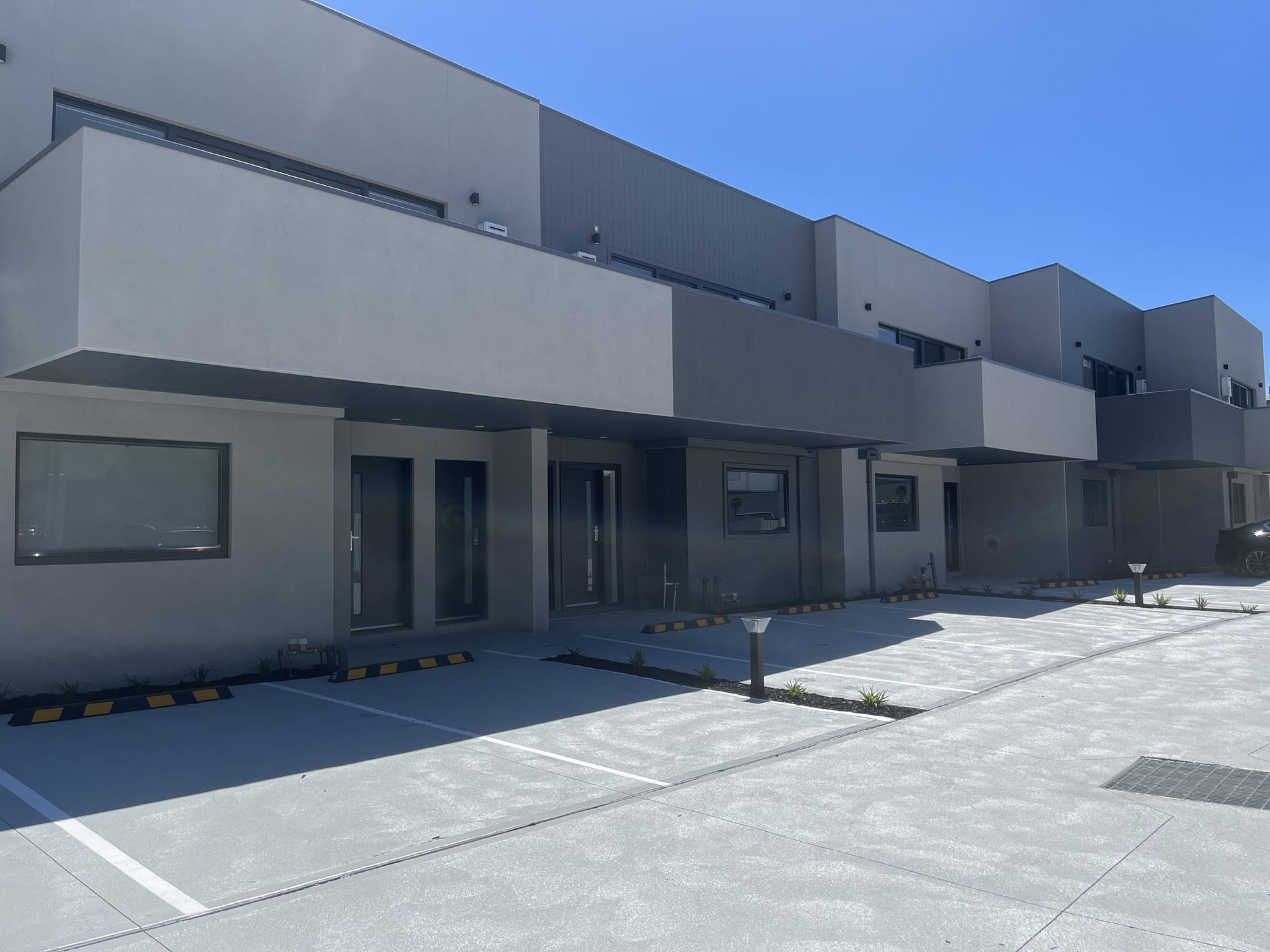 8 / 15 Thomas Street, Laverton