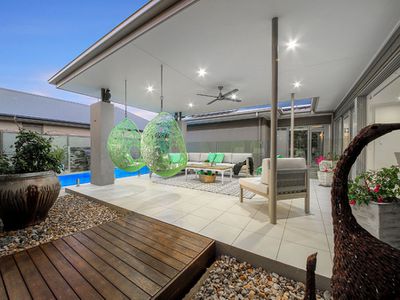 6 Thomson Place, Wakerley