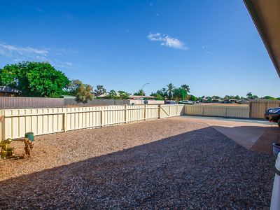 1 / 4 Haines Road, South Hedland