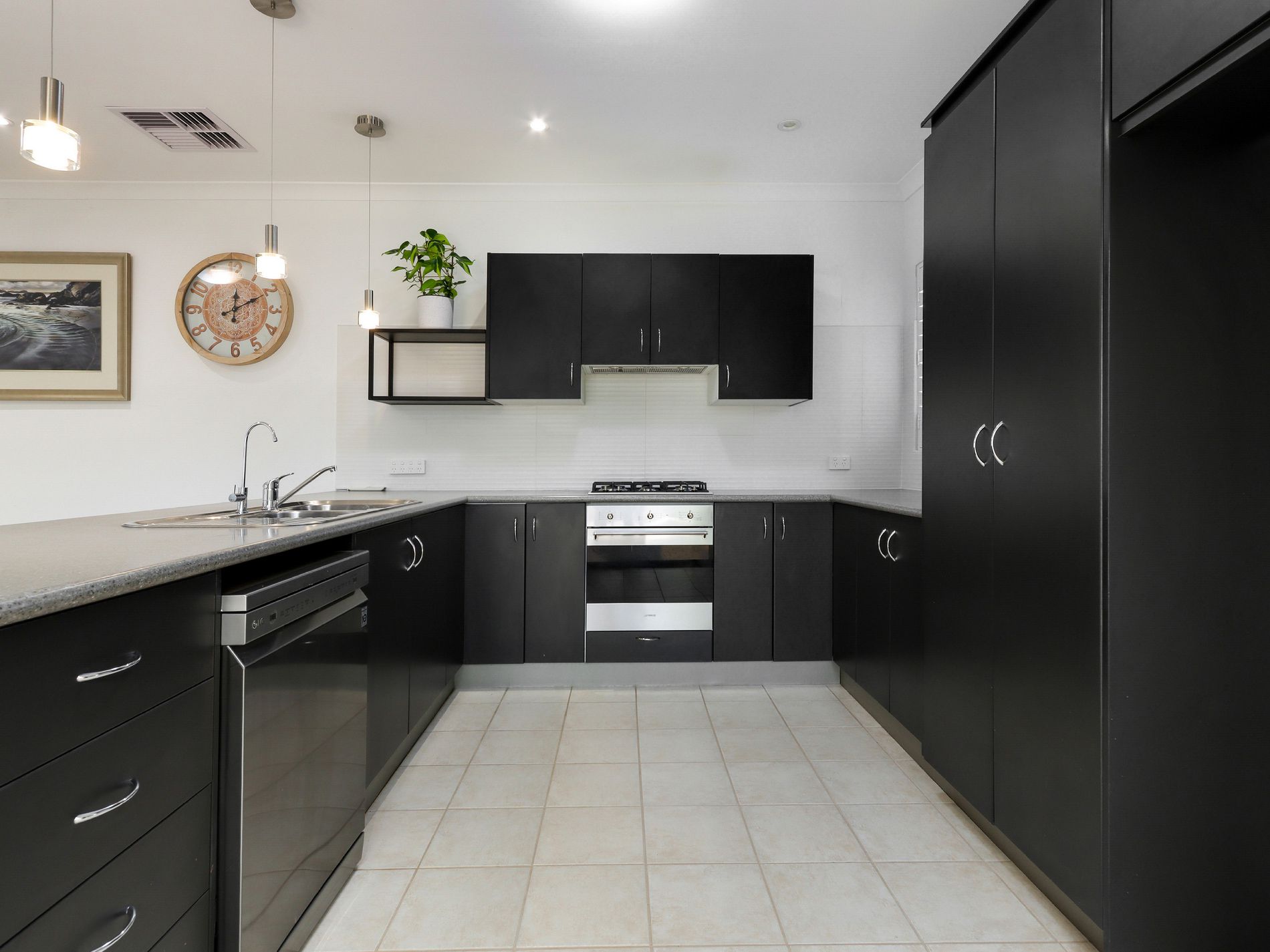 12 / 15 Creery Street, Dudley Park