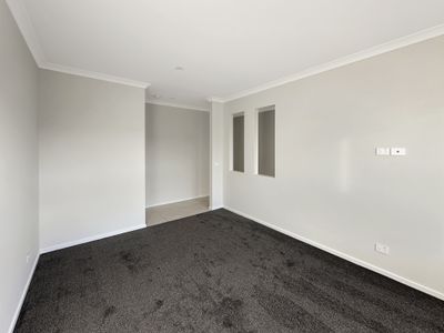 8 Sommerville Boulevard, Warrnambool