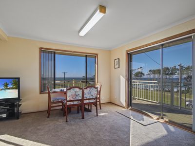 47 McMillan Crescent, Dalmeny