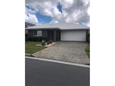 9 Samford Dr, Holmview