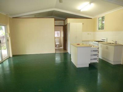 77 May Street, Cooktown