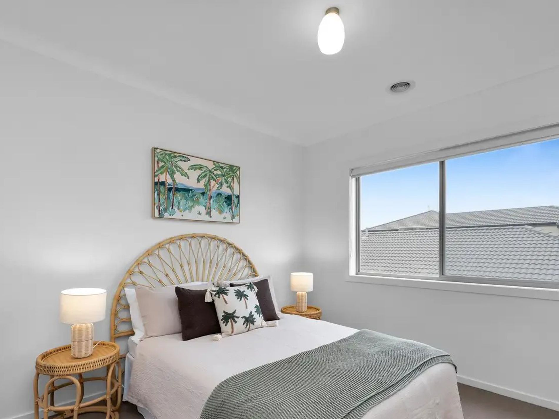 9 Hutchence Drive, Point Cook