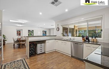 51 Tradewinds Avenue, Summerland Point