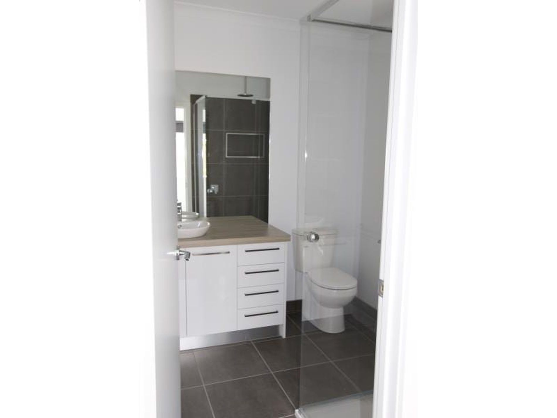 28 Pavo Street, Belmont