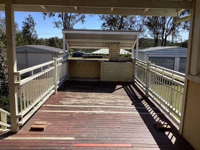 12 Deakin Crescent, Nanango