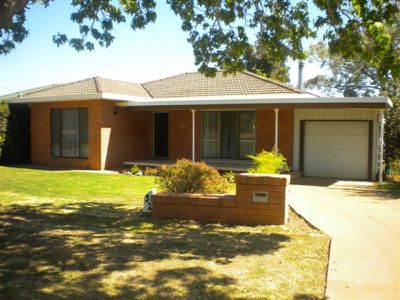 32 Banksia Crescent, Dubbo