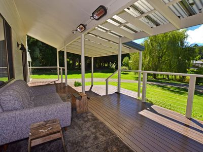 8 VAUGHAN AVENUE, Robertson