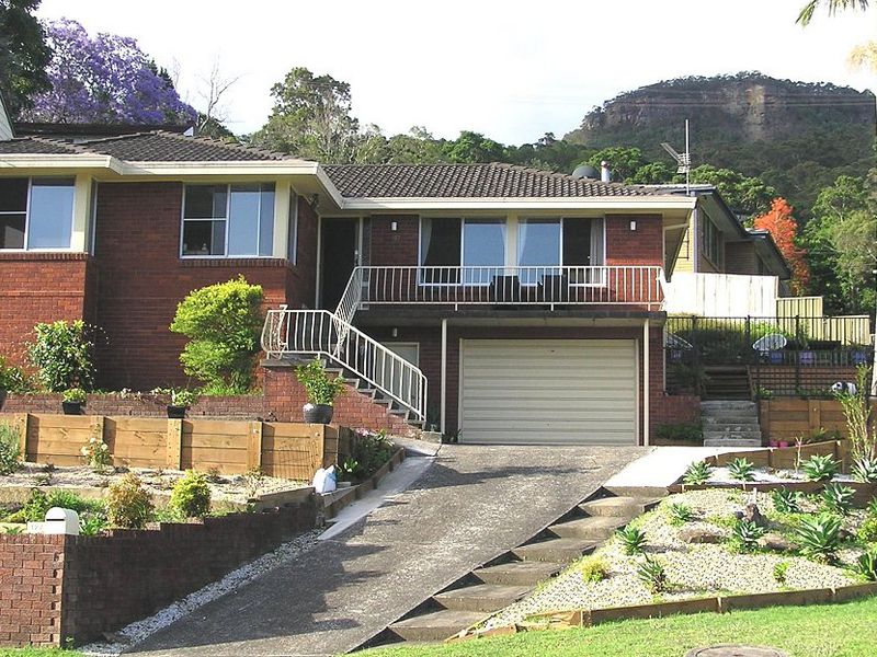 127 Koloona Avenue, Mount Keira