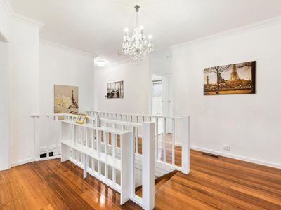 17 Chatsworth Quadrant, Templestowe Lower