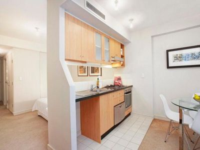 2304 / 77-81 Berry Street, North Sydney