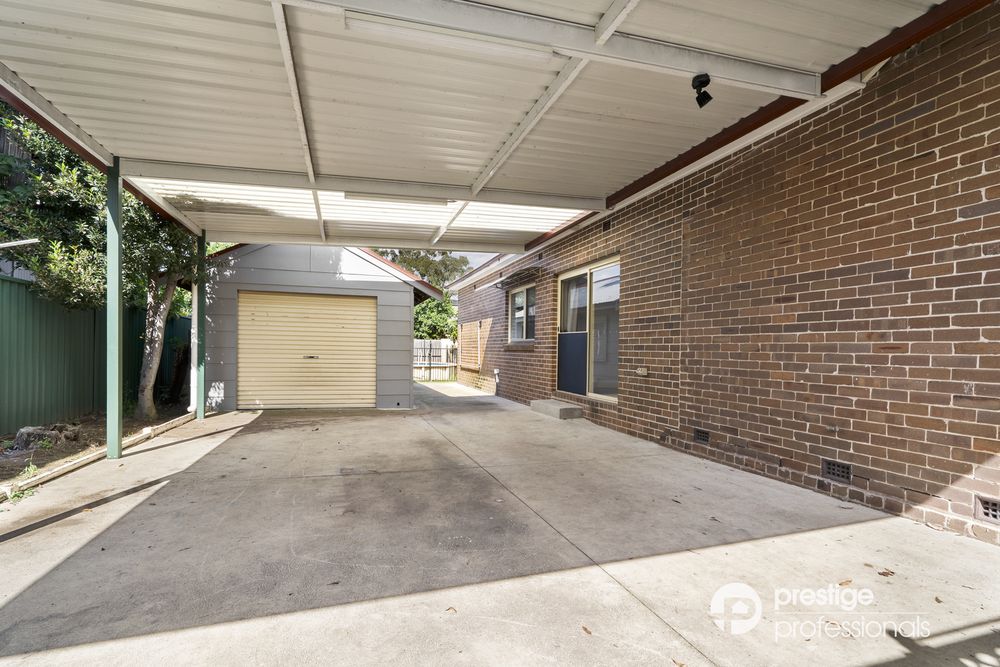 12 Moorebank Avenue, Moorebank