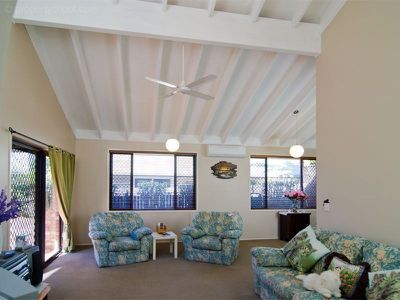10 Woolumba Street, Tewantin