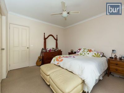 2 Emily Court, Howlong