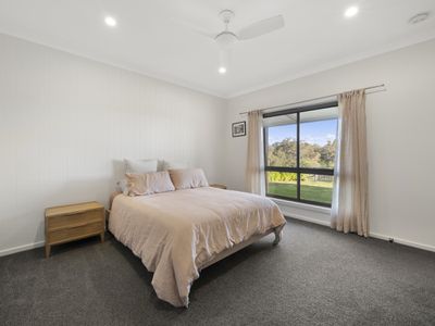 24 Hollams Road, Mansfield