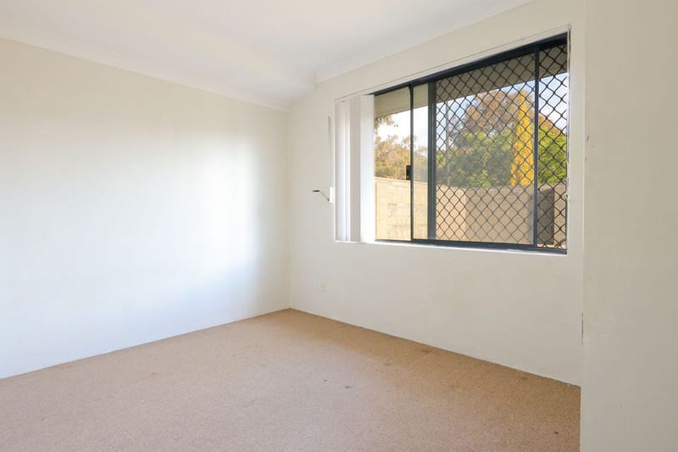 1 Kookynie Loop , Baldivis
