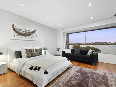 43 The Esplanade, Mount Pleasant