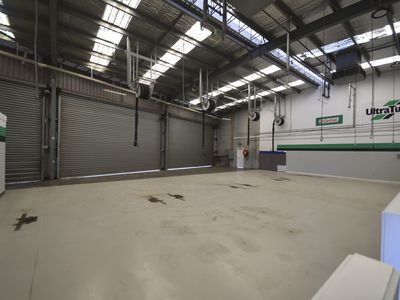 1A & 1B / 105 Main South Road, Morphett Vale