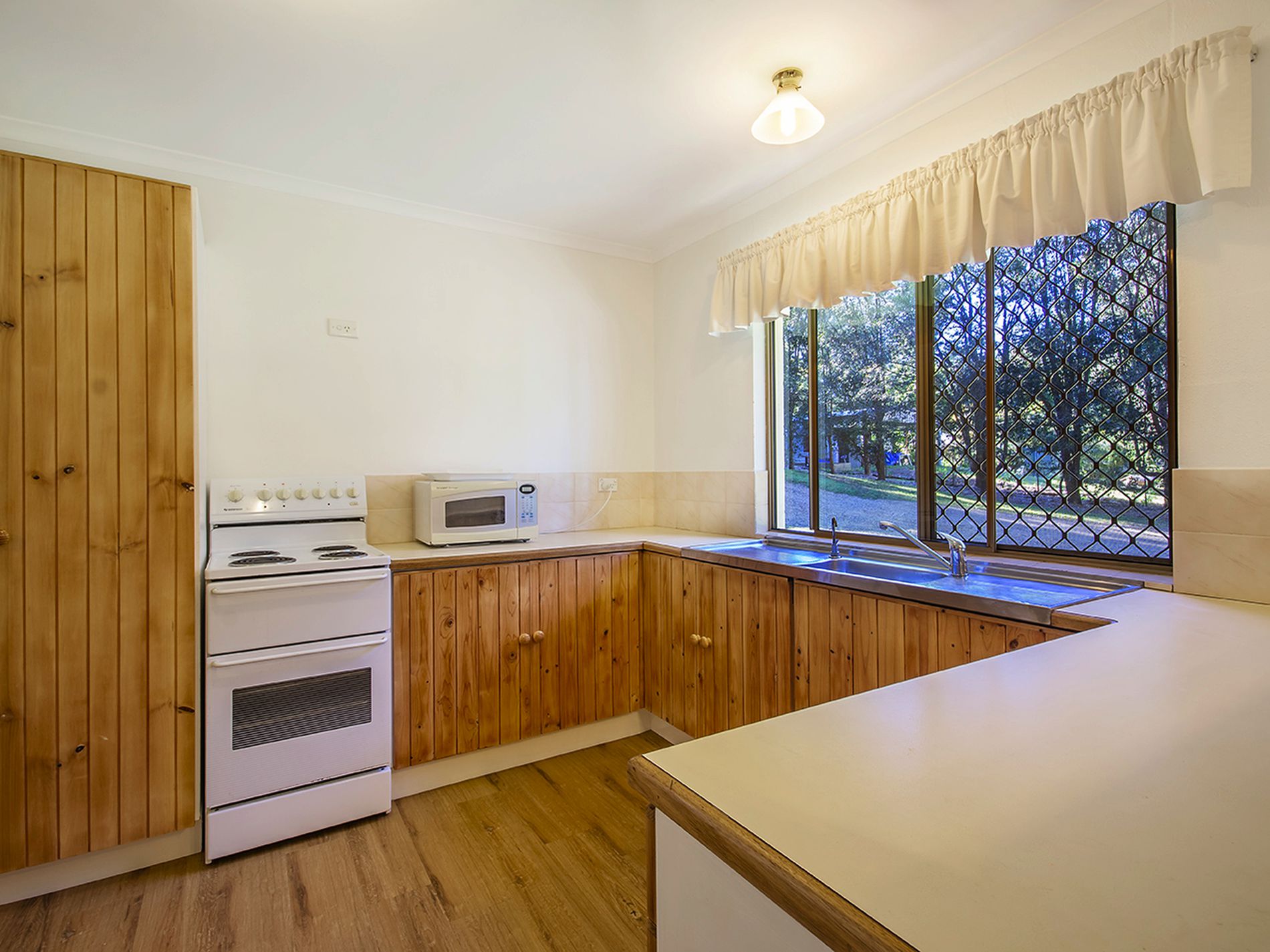 7 Kelly Ct, Lake Macdonald