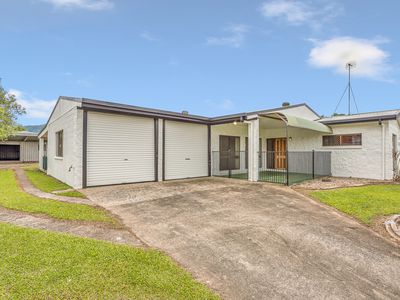 5 Mackellar Close, Edmonton