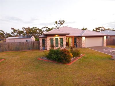 8 Inverness Court, Wondunna