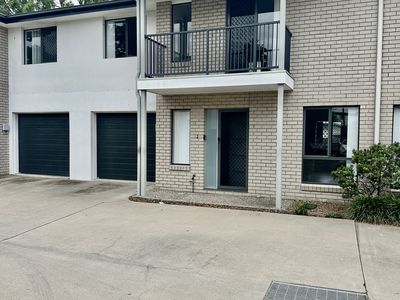 2 / 300 Redbank Plains Road, Bellbird Park