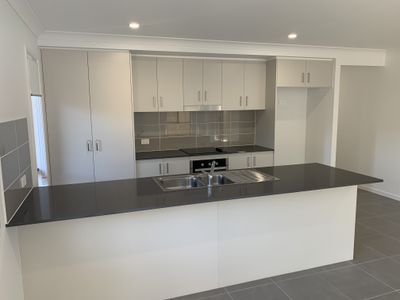 23 Eiger Street , Holmview