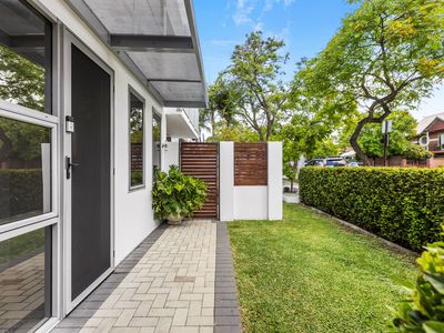 1 / 111 Summers Street, Perth