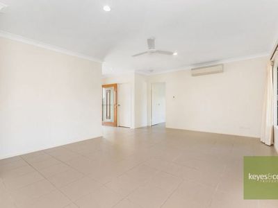 6 Garrison Court, Mount Louisa