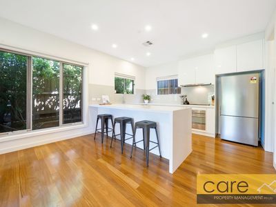2 / 6 Haig Street, Burwood