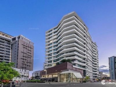 806/37B Harbour Road, Hamilton