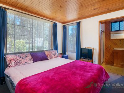 26 Fairway Avenue , Mount Beauty