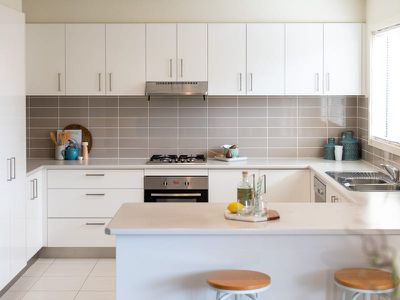 16 / 106 Broderick Road, Carrum Downs