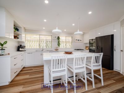 36 Mallina Circuit, Carramar