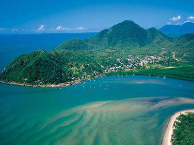 1-4 Webber Esplanade, Cooktown