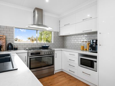 19 Melba Street, Piccadilly