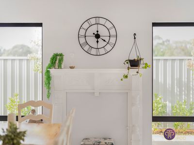 10 Alata Grove, Byford